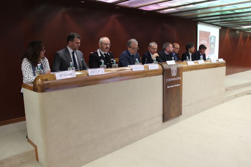 Mariasandra Mariani, Romolo Pacifico, Pasquale Angelosanto, Umberto Saccone, Marco Ludovico, Giacomo Stucchi, Erminio Carmelo Amelio, Giovanna Vidorno Motka, Marco Vallisa Aracne editrice