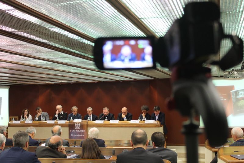 Mariasandra Mariani, Romolo Pacifico, Pasquale Angelosanto, Umberto Saccone, Marco Ludovico, Giacomo Stucchi, Erminio Carmelo Amelio, Giovanna Vidorno Motka, Marco Vallisa Aracne editrice