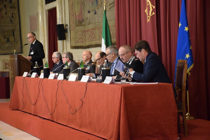 Ranieri Razzante, Andrea Margelletti, Bruno Frattasi, Enzo Vecciarelli, Federico Cafiero De Raho, Lamberto Giannini, Pasquale Angelosanto, Luca Rigoni Aracne editrice