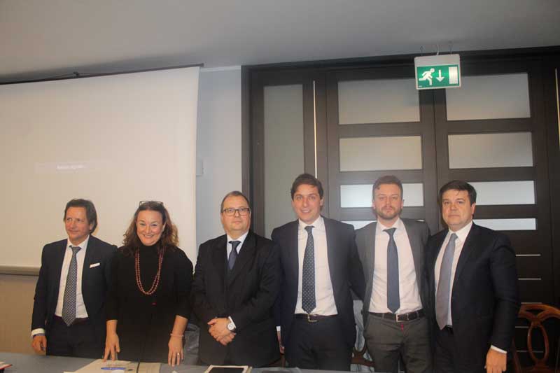 Alessandro Bianchini, Mariaelena Francone, Matteo Di Stefano, Federico Bocchini, Francesco Giglioni, Andrea Borgheresi - Aracne TV