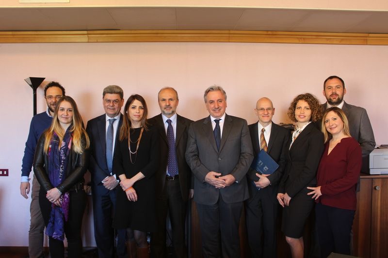 Gennaro Cerone, Fabiana Amadori, Leonardo Palombi, Francesca Lucaroni, Orazio Schillaci, Mohammed Mochtar, Leonardo Emberti Gialloreti, Stefania Moramarco, Laura Morciano, Andrea Malizia - Aracne TV